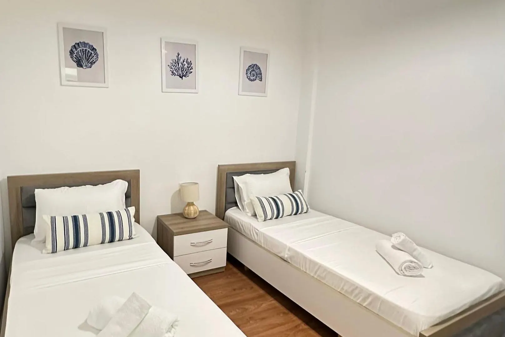 Blue Escape Apartment Голем Албания